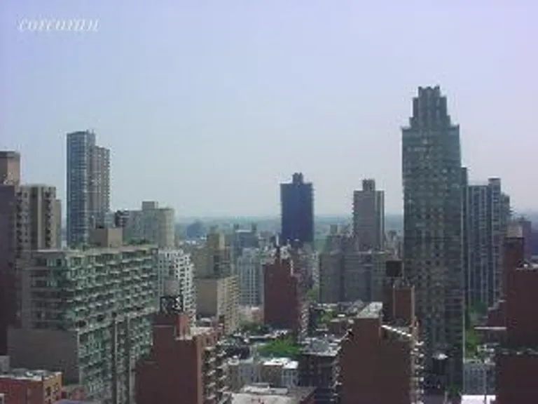 New York City Real Estate | View 171 East 84th Street, 26C | 2 Beds, 2 Baths | View 1