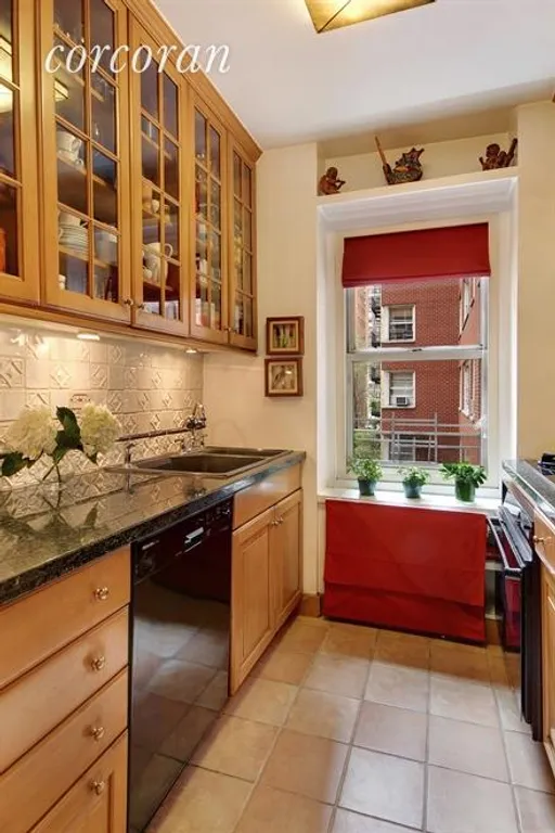 New York City Real Estate | View 35 East 85th Street, 3A | Kitchen | View 2