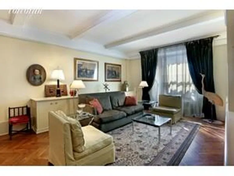 New York City Real Estate | View 103 East 84th Street, 4A | 3 Beds, 2 Baths | View 1