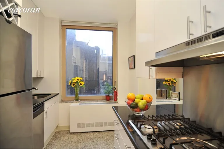 New York City Real Estate | View 30 East 85th Street, 4C | Kitchen | View 2