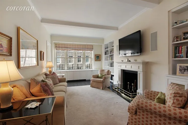 New York City Real Estate | View 1140 Fifth Avenue, 9C | Living Room | View 7