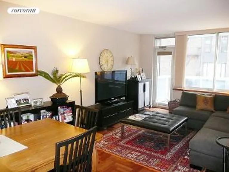 New York City Real Estate | View 2373 Broadway, 732 | 1 Bed, 1 Bath | View 1