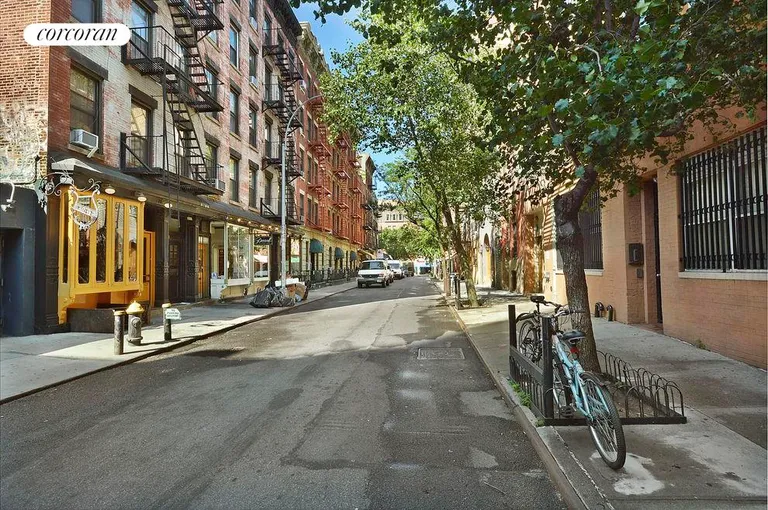 New York City Real Estate | View 2 Cornelia Street, 803 | 6 | View 6
