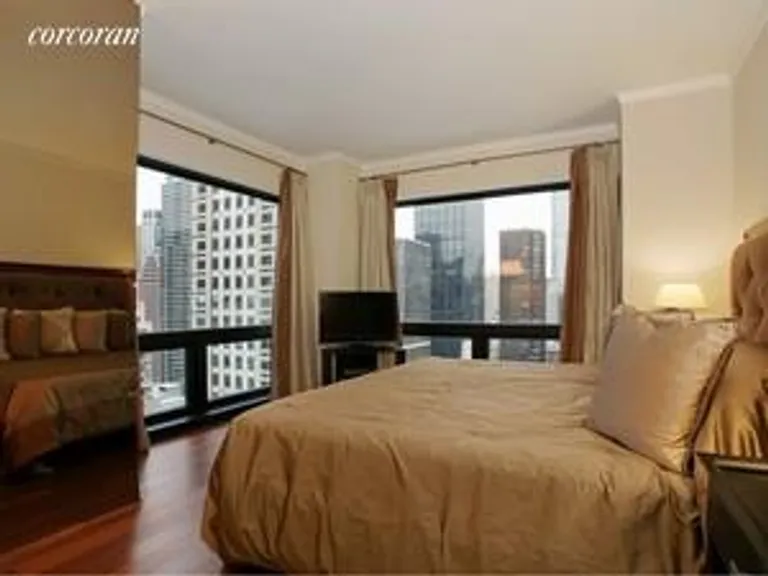 New York City Real Estate | View 721 Fifth Avenue, 30G | room 1 | View 2