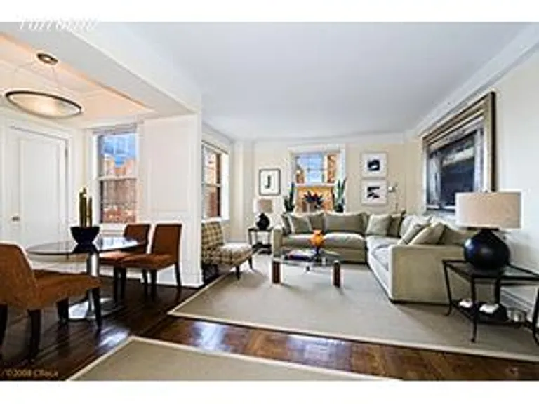 New York City Real Estate | View 41 Fifth Avenue, 16F | 1 Bed, 1 Bath | View 1