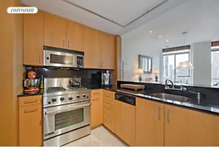 New York City Real Estate | View 311 Greenwich Street, PHC | room 1 | View 2