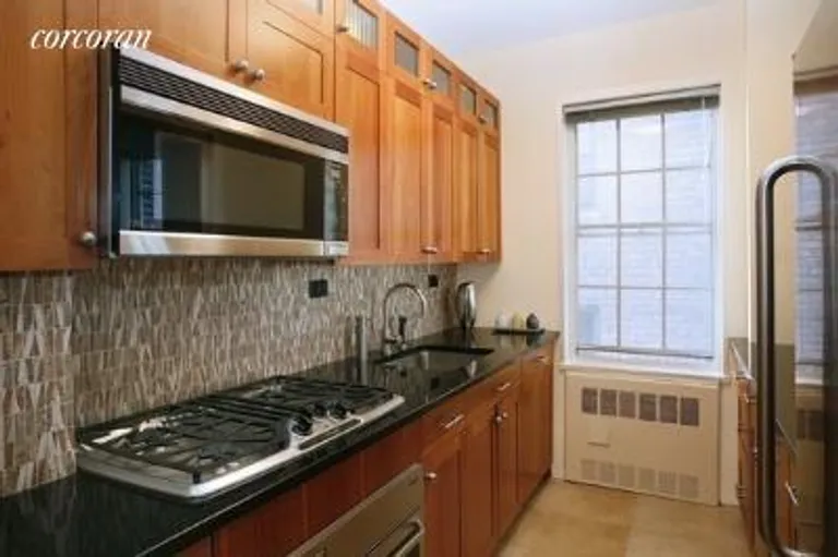 New York City Real Estate | View 2 Horatio Street, 7R | room 1 | View 2