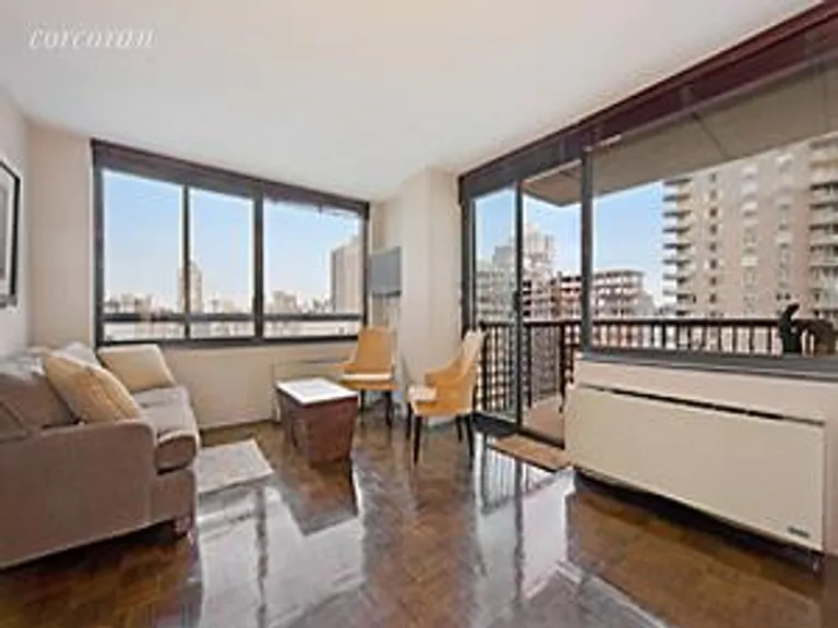 New York City Real Estate | View 171 East 84th Street, 20E | 1 Bed, 1 Bath | View 1