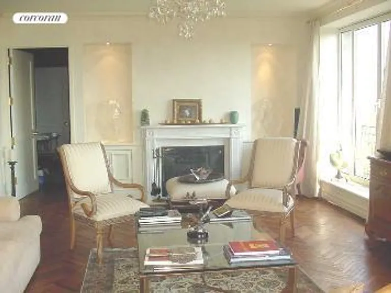 New York City Real Estate | View 353 Central Park West, 11 FL | WBFP | View 2