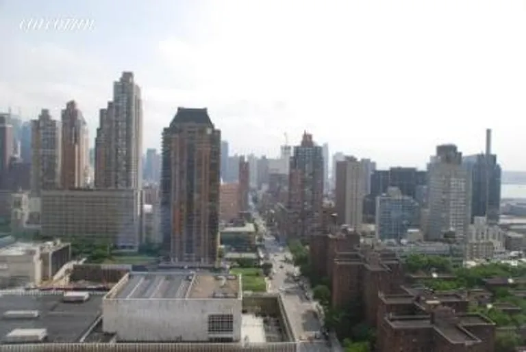 New York City Real Estate | View 160 West 66th Street, 31G | View | View 2