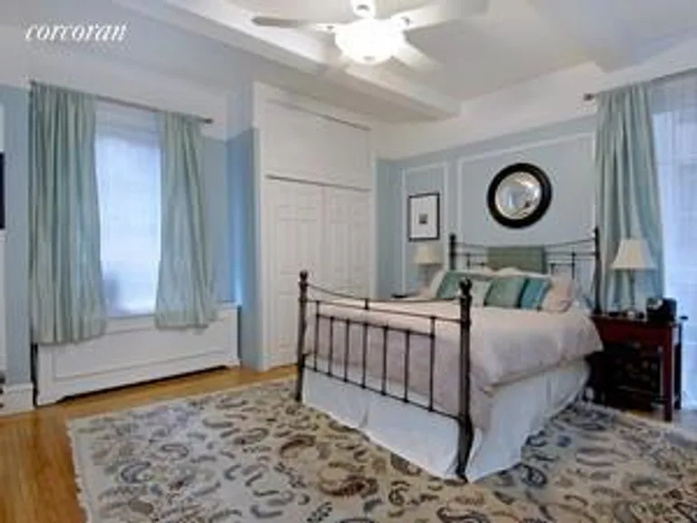 New York City Real Estate | View 77 Park Avenue, 2H | Master Bedroom | View 2