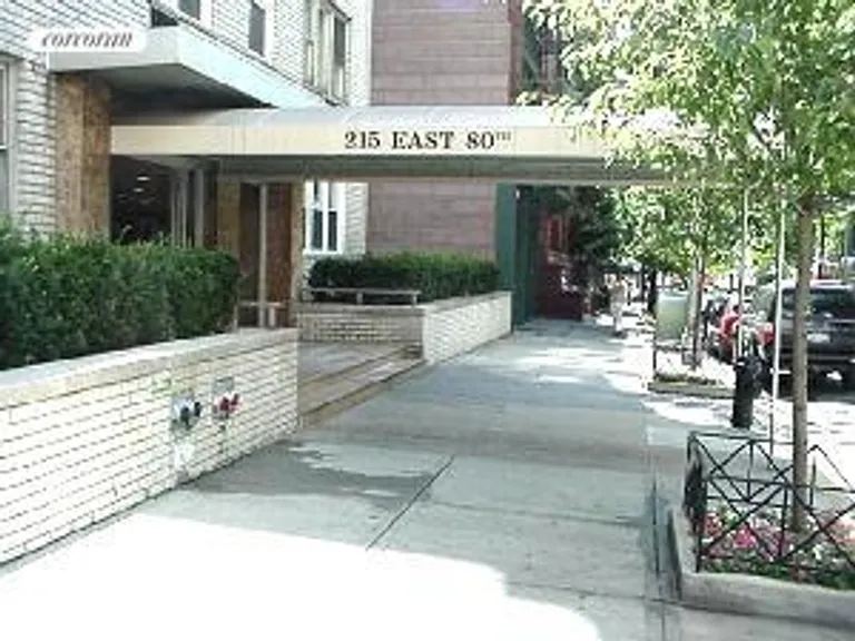 New York City Real Estate | View 215 East 80th Street, 6H | room 6 | View 7