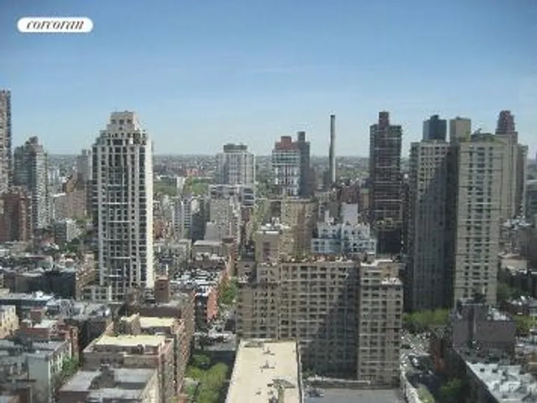 New York City Real Estate | View 188 East 76th Street, 28A | room 6 | View 7