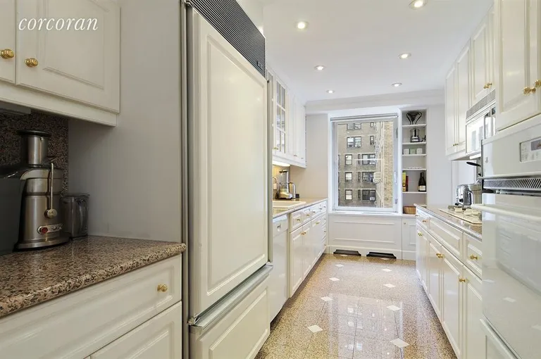 New York City Real Estate | View 1049 Fifth Avenue, 6E | room 1 | View 2