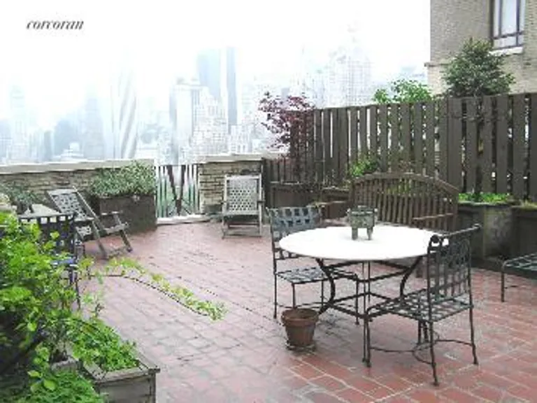 New York City Real Estate | View 25 Central Park West, 21O | room 4 | View 5