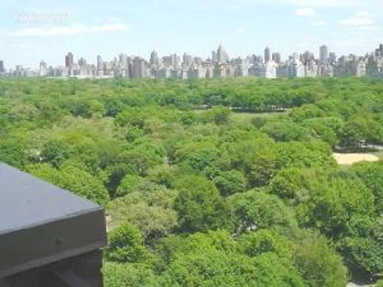 New York City Real Estate | View 25 Central Park West, 21K | room 2 | View 3