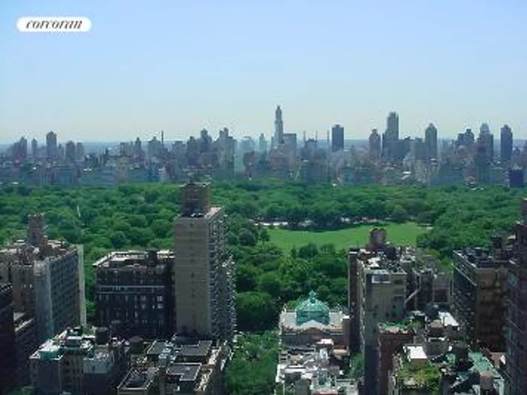 New York City Real Estate | View 111 West 67th Street, 38E | room 16 | View 17