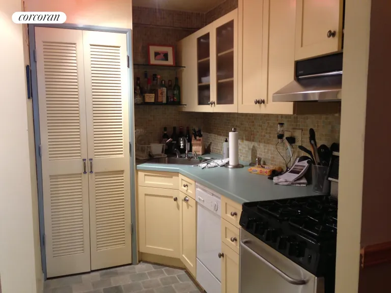 New York City Real Estate | View 77 East 12th Street, 19A | Kitchen with Washer/Dryer! | View 5