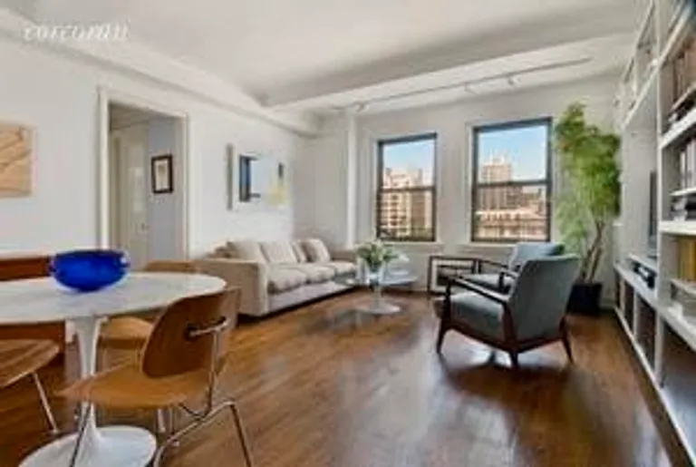 New York City Real Estate | View 425 East 86th Street, 9F | 2 Beds, 2 Baths | View 1