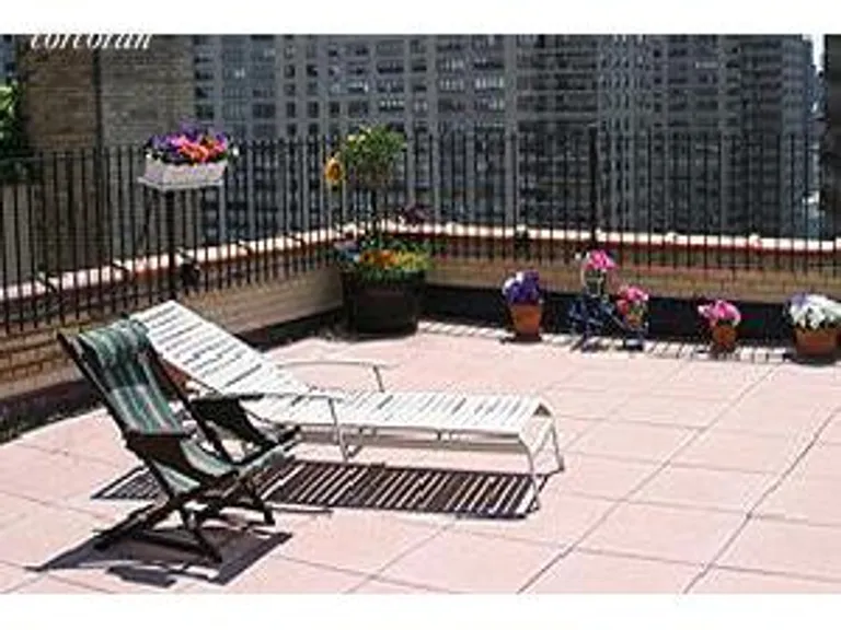 New York City Real Estate | View 235 West End Avenue, 12D | room 2 | View 3