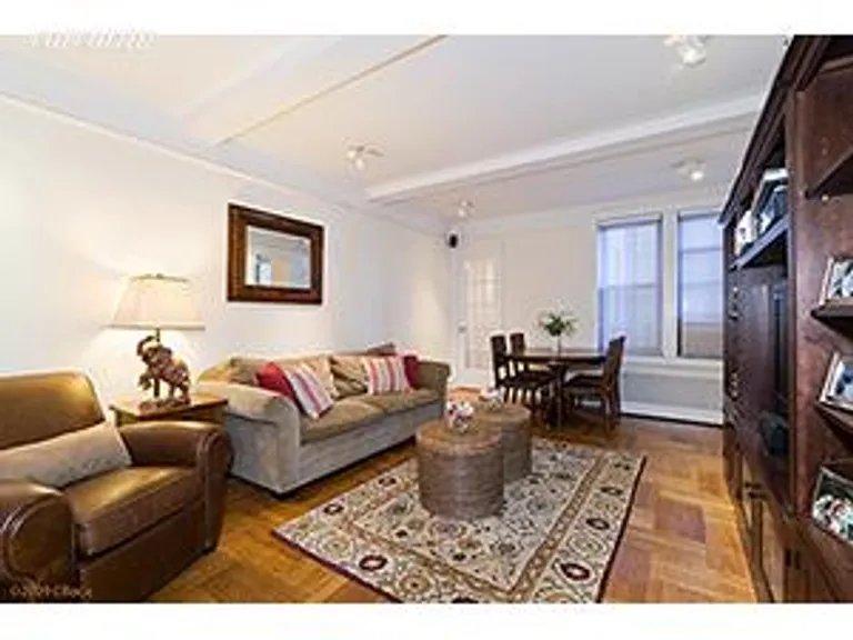 New York City Real Estate | View 107 West 86th Street, 9A | 2 Beds, 1 Bath | View 1