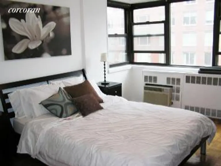 New York City Real Estate | View 305 East 72Nd Street, 11D | 1 Bed, 1 Bath | View 1