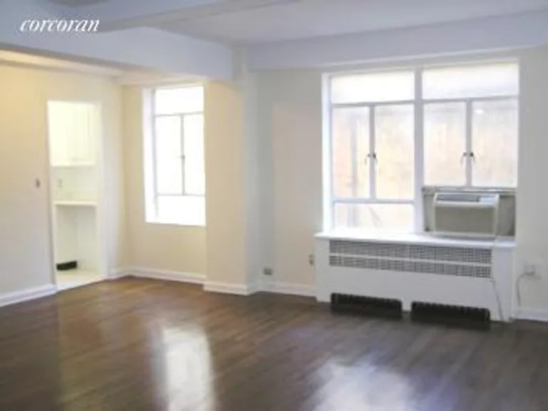 New York City Real Estate | View 240 Central Park South, 3O | room 3 | View 4
