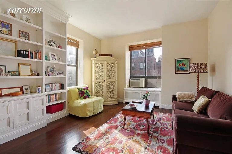 New York City Real Estate | View 23 East 10th Street, 902 | 1 Bath | View 1