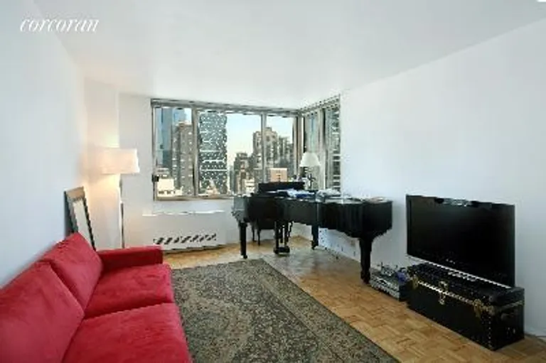 New York City Real Estate | View 350 West 50th Street, 27H | 1 Bed, 1 Bath | View 1