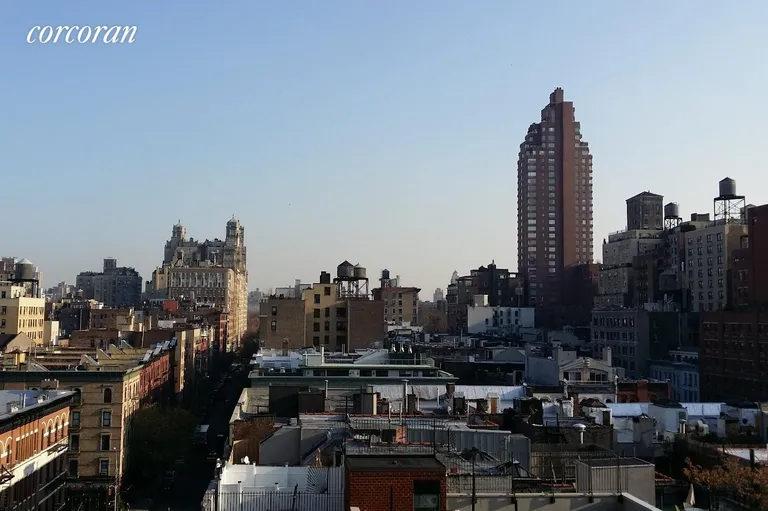 New York City Real Estate | View 2250 Broadway, 11D | 2 Beds, 2 Baths | View 1