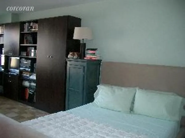 New York City Real Estate | View 115 East 9th Street, 11K | room 1 | View 2