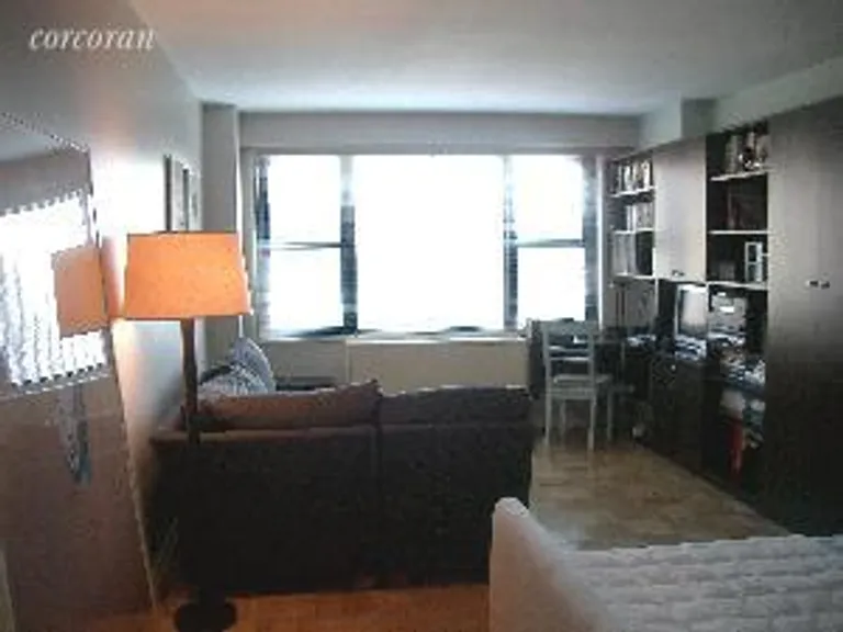 New York City Real Estate | View 115 East 9th Street, 11K | room 2 | View 3