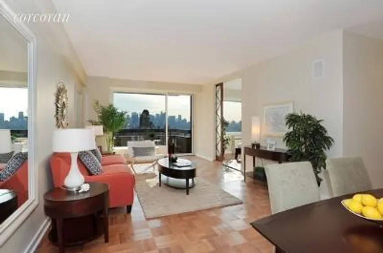 New York City Real Estate | View 45 East 89th Street, 28A | room 1 | View 2