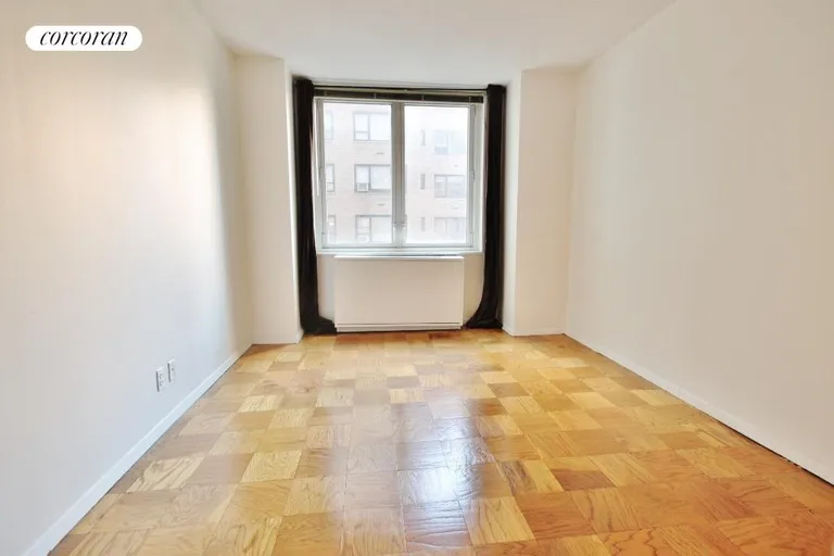 New York City Real Estate | View 212 East 47th Street, 7B | room 2 | View 3