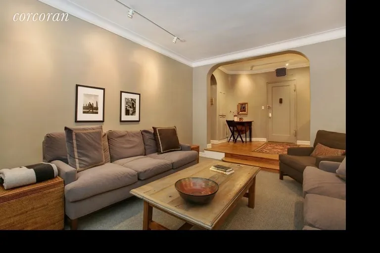 New York City Real Estate | View 210 West 19th Street, 4C | room 1 | View 2