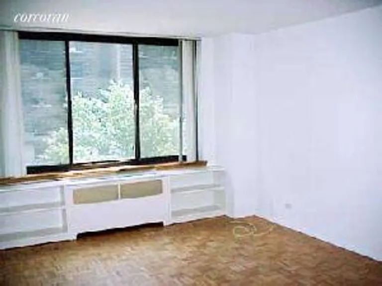 New York City Real Estate | View 250 West 89th Street, 3L | 2 Beds, 2 Baths | View 1