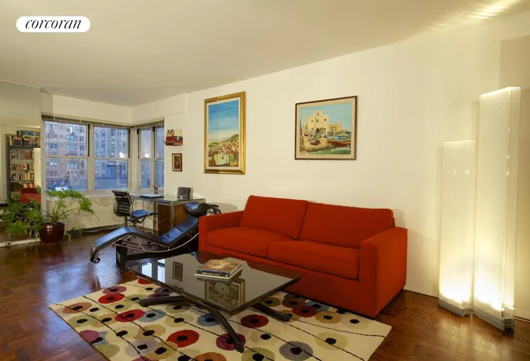 New York City Real Estate | View 20 East 9th Street, 9W | room 2 | View 3