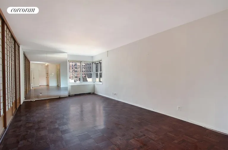 New York City Real Estate | View 20 East 9th Street, 9W | Living Room | View 8