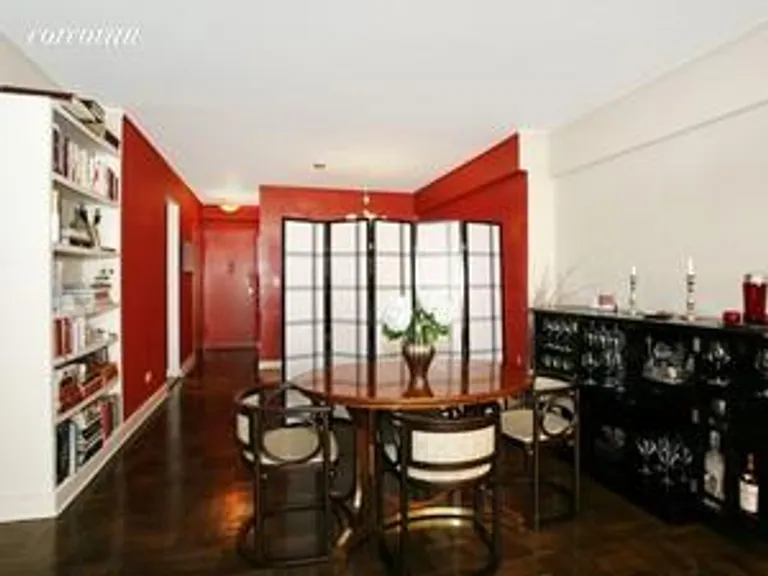 New York City Real Estate | View 40 East 9th Street, 3H | room 2 | View 3