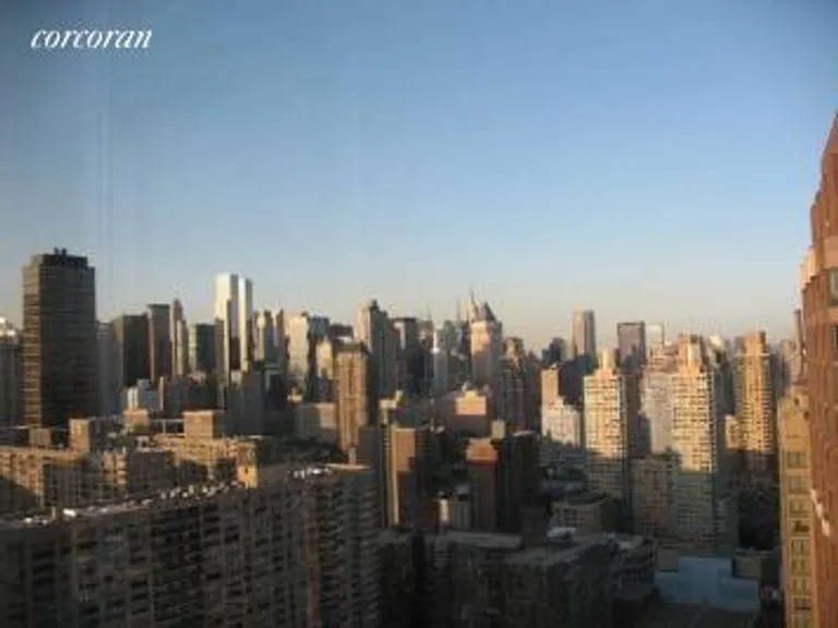 New York City Real Estate | View 200 Riverside Boulevard, 38D | room 2 | View 3