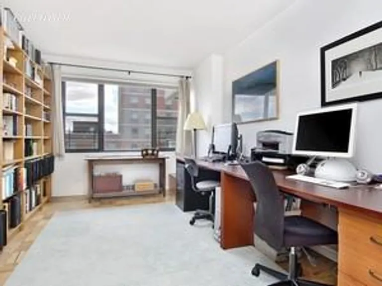 New York City Real Estate | View 115 East 9th Street, 12F | room 2 | View 3