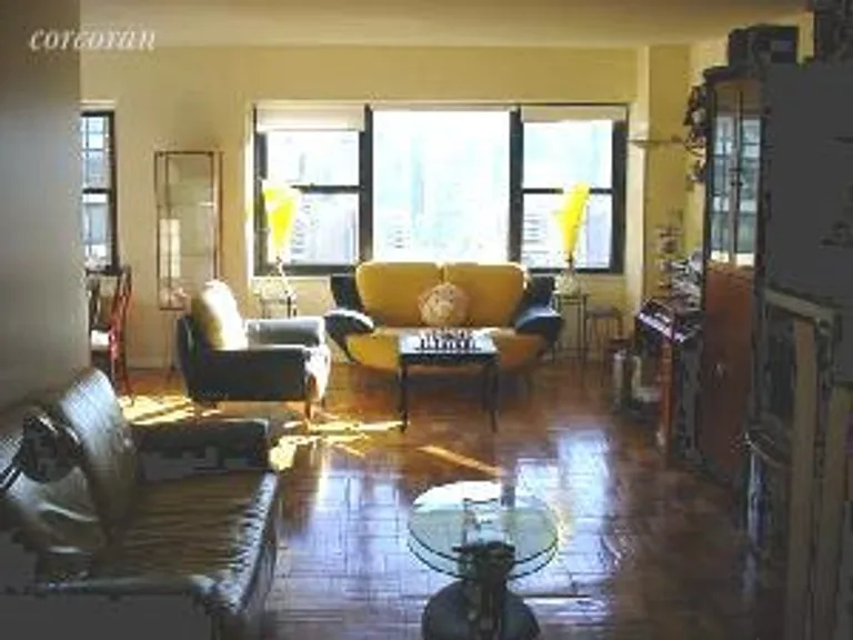 New York City Real Estate | View 20 West 64th Street, 38B | room 2 | View 3