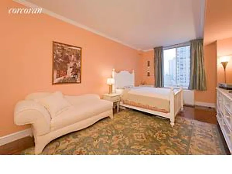 New York City Real Estate | View 200 Riverside Boulevard, 18G | room 2 | View 3