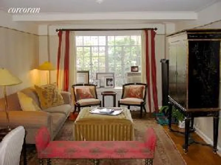 New York City Real Estate | View 35 West 90th Street, 8C | 2 Beds, 2 Baths | View 1