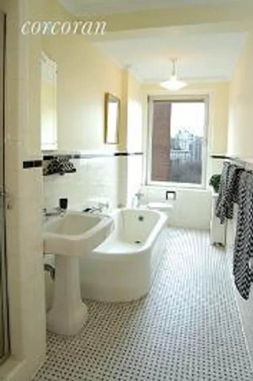 New York City Real Estate | View 110 Riverside Drive, 11D | room 1 | View 2