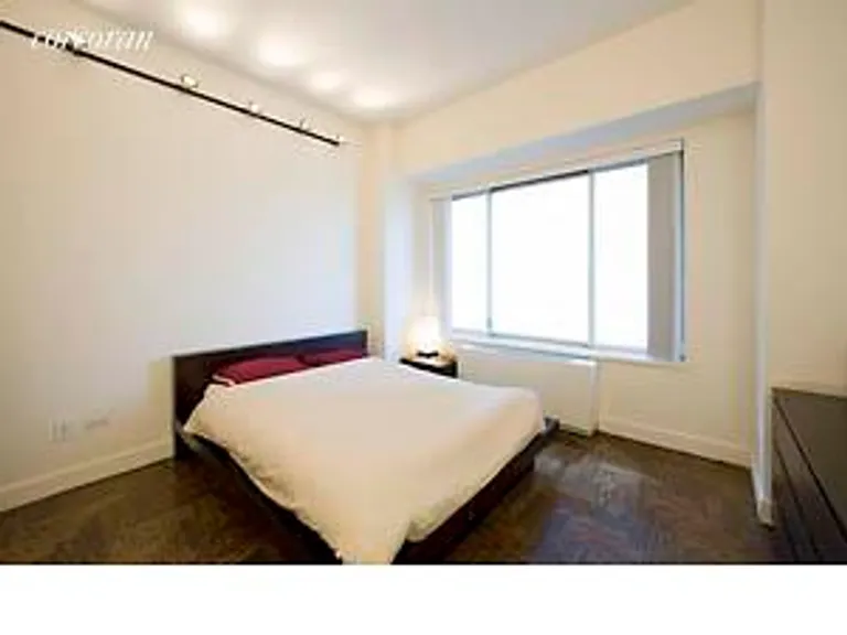 New York City Real Estate | View 200 Riverside Boulevard, 4I | room 1 | View 2