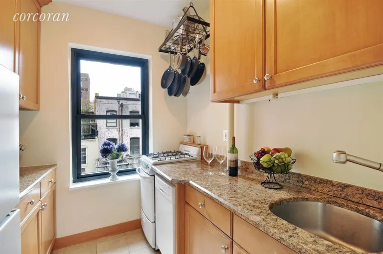 New York City Real Estate | View 320 West 90th Street, 5B | Kitchen | View 3