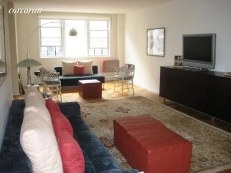 New York City Real Estate | View 215 East 80th Street, 6B | 2 Beds, 2 Baths | View 1