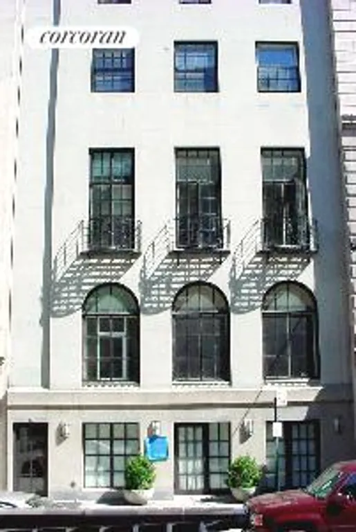 New York City Real Estate | View 13 East 69th Street, 4R | room 8 | View 9