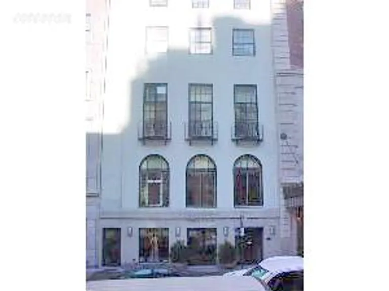 New York City Real Estate | View 13 East 69th Street, 5PH | room 8 | View 9
